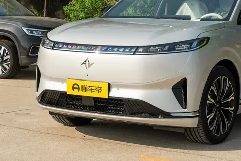 东风奕派eπ008五座版上市，大空间+高舒适