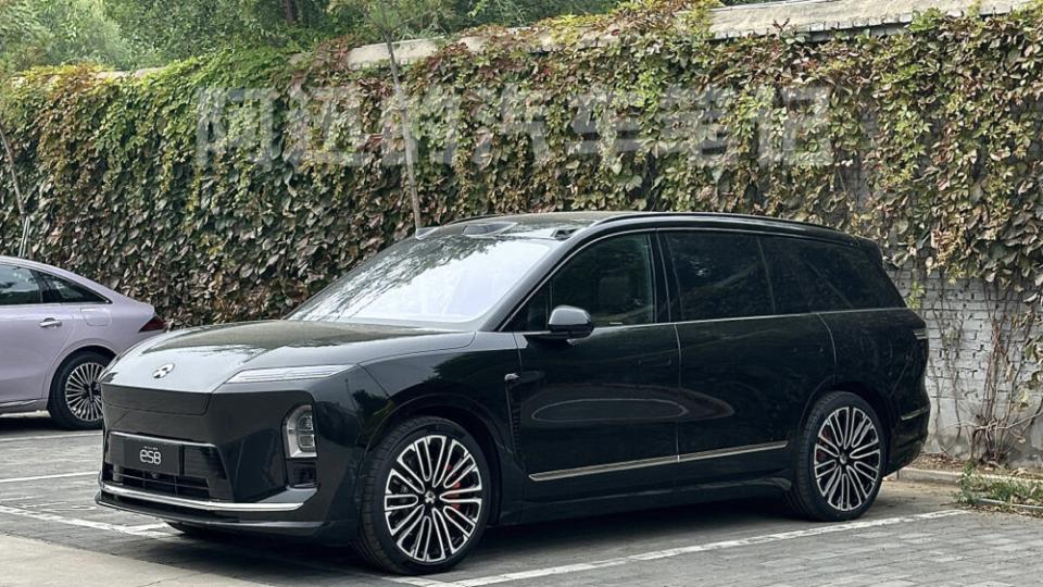 蔚来ES8的前备舱，230L大容积，用起来有多爽？