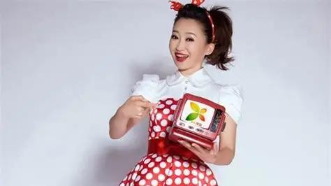 月亮姐姐转身：48岁开启事业新篇章，童心不改再出发