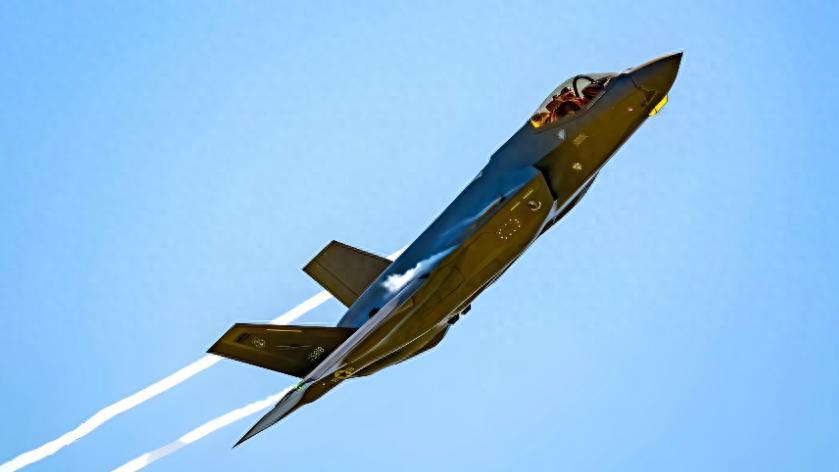 沙特百亿美元战机订单背后的枷锁：为何弃歼-35而择F-35？