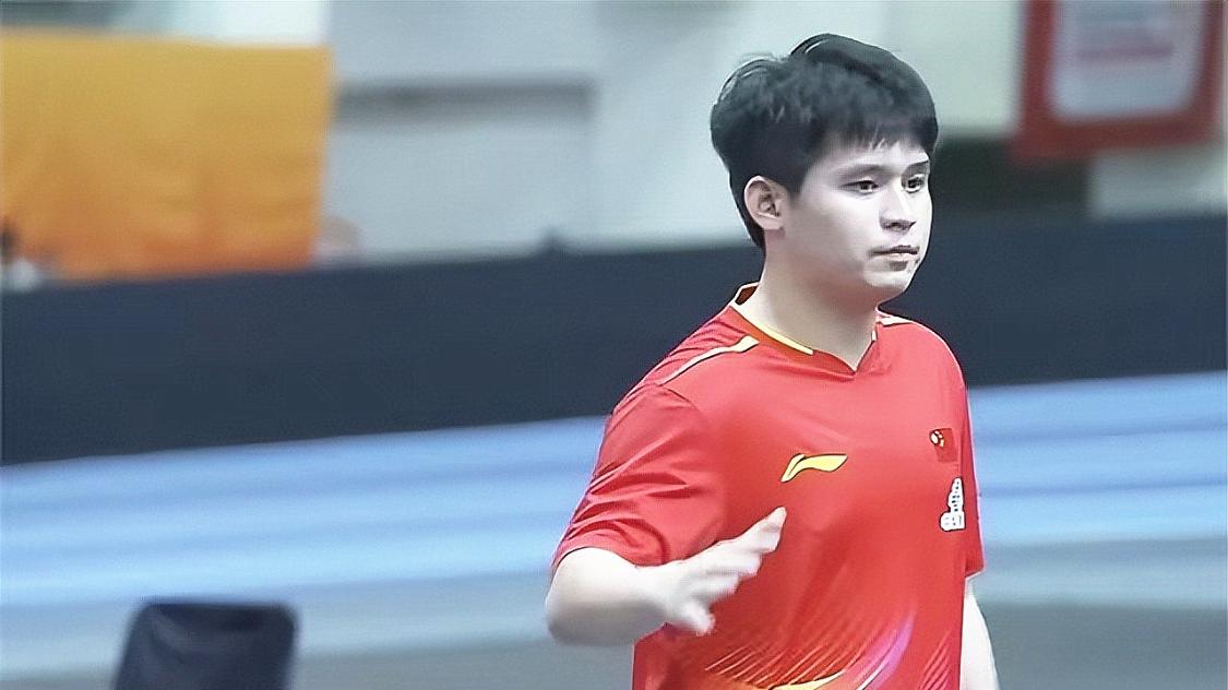 国乒逆转日本原因揭晓！张本智和高兴早了，林诗栋吹响反击，王楚钦领袖担当