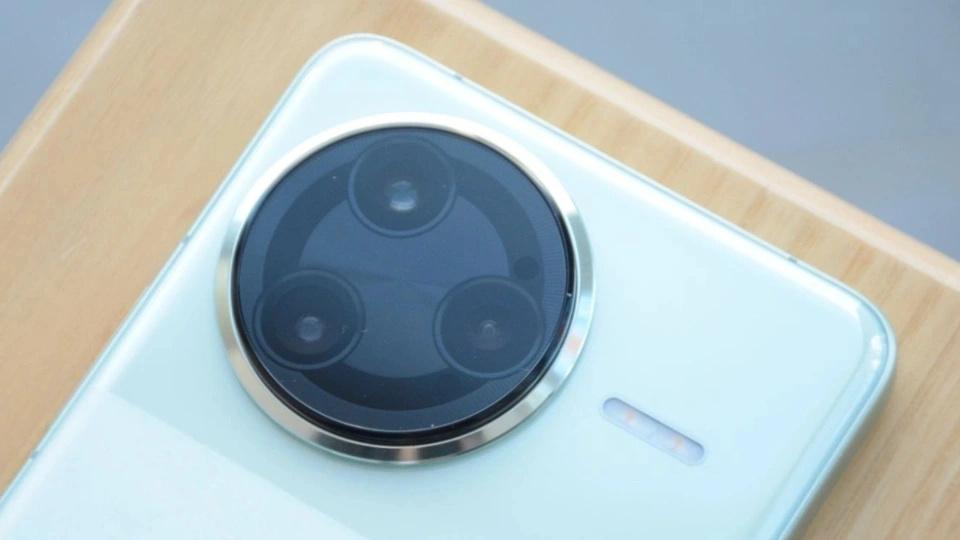 超越华为和vivo，冲上618国产手机热销榜第一名，仅售1954元