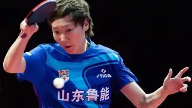让二追三！孙颖莎，3一2逆转王曼昱，一一深圳大学1一1鲁能！