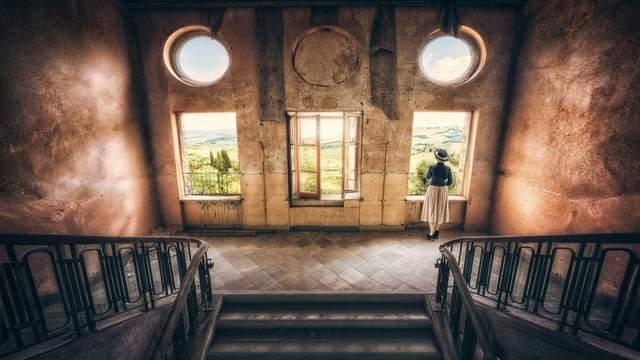 把自己变成很好的人，比你找一个想让自己过得好的人更重要。