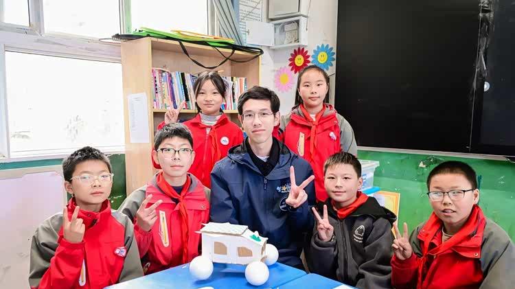 上汽大众“繁星计划”：一场教育平等的持久战