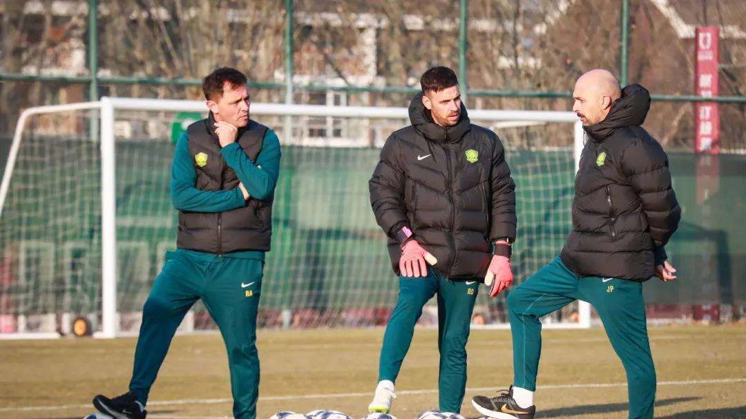 火速再就业！国安“救火教练”转身执教中甲保级队