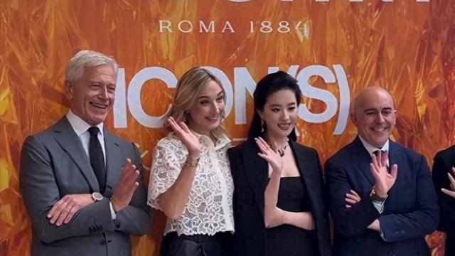 刘亦菲，保持事业20年长盛不衰，还收获了外交部发言人的公开赞扬，她是凭什么呢？