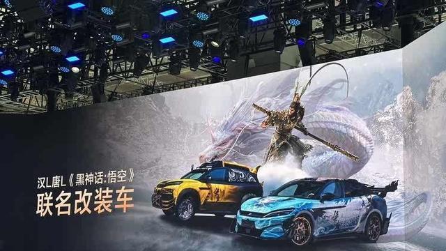 比亚迪海狮06亮相上海车展，全新设计引关注，海豹06同台展示科技魅力
