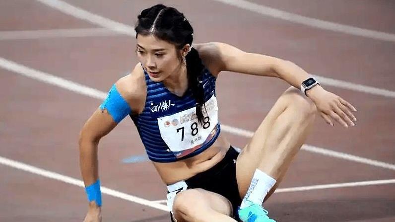 吴艳妮争议报道引发热议：球迷不满声音不断
