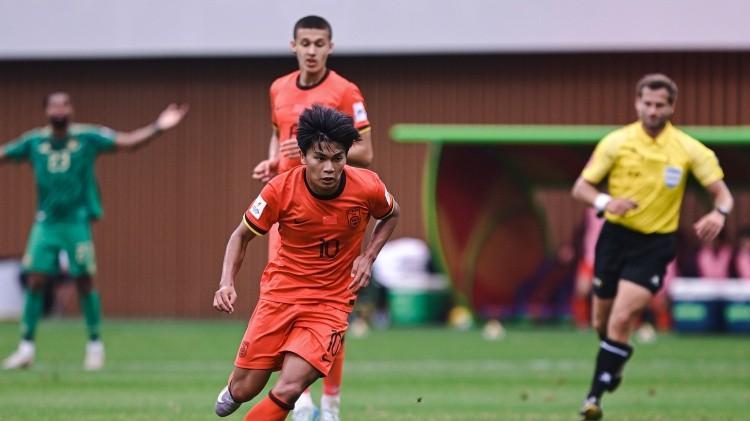 决不放弃！U22国足名单：8名U20国青入选，足协努力打通上升通道