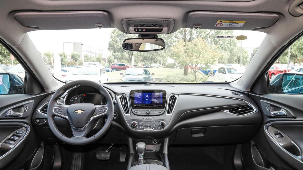 工薪族想买B级车，要动力强、耐用还省油，不妨关注这两款