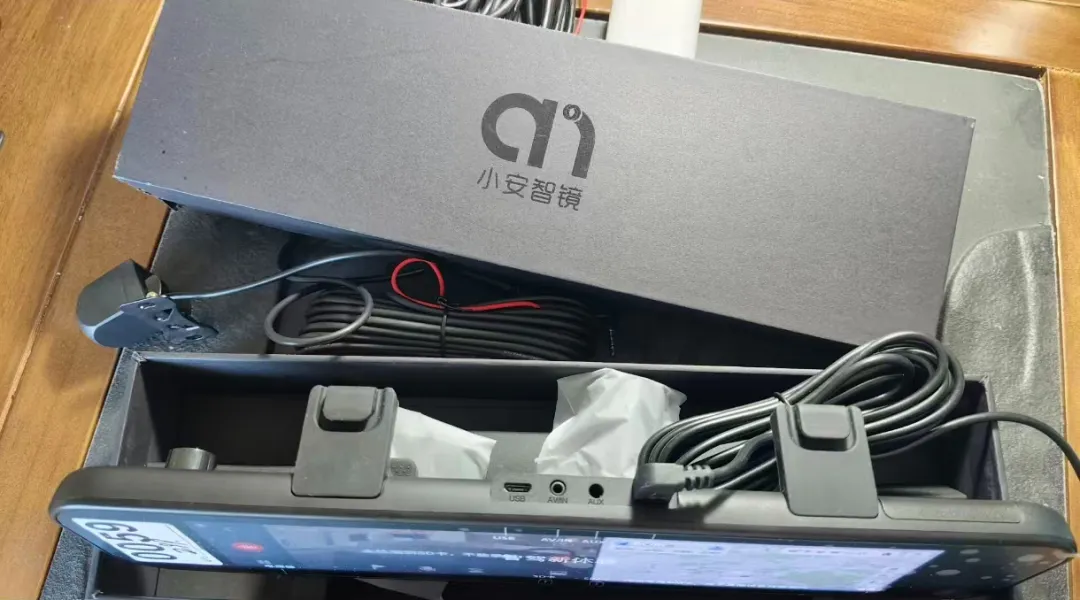 199元的安卓后视镜，8.9寸大屏支持导航，还是行车记录仪