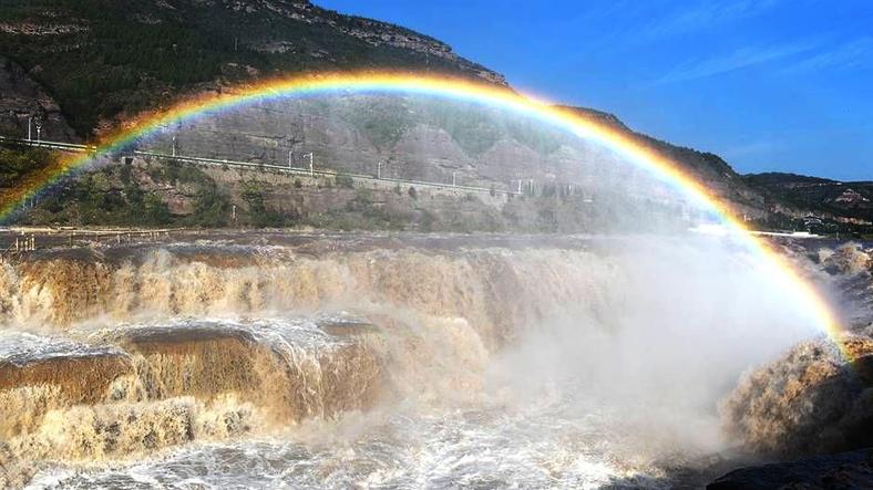 于跌落处，响起生命回响
