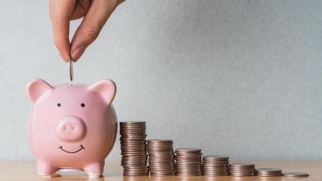 2025年养老金调整，3000元涨90元？5000元涨多少？到底怎么算？