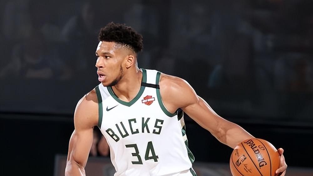 就在今天，字母哥又暴走了，达成79年NBA独一无二的纪录