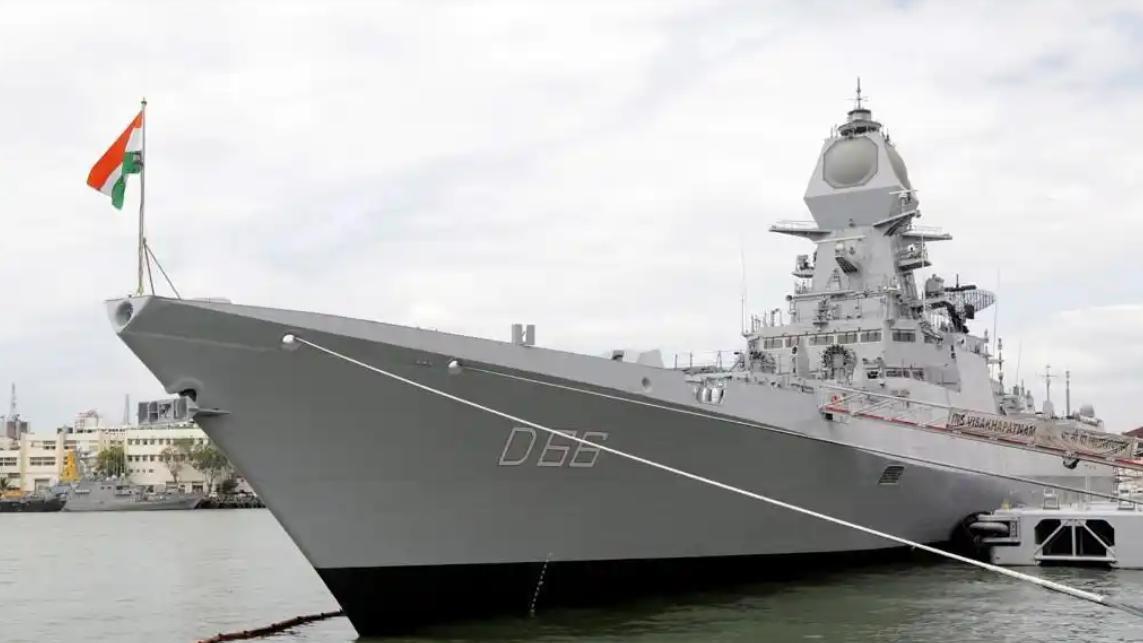 P18大驱144单元垂发碾压055？火力全开成焦点