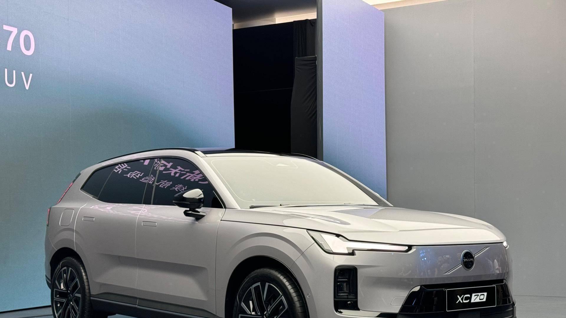 沃尔沃全新XC70全球首发：豪华超混SUV的新标杆