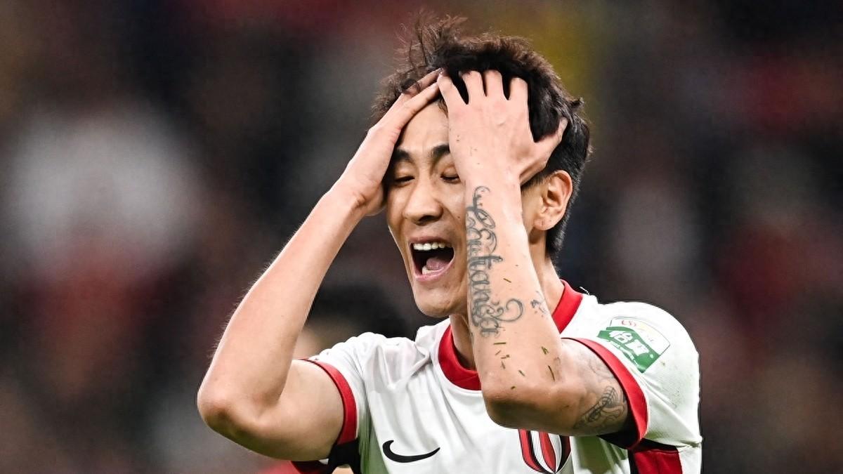 成都蓉城爆冷胜海港，周定洋跑动之王封王