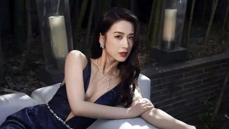 同样是“背叛”，周星驰为啥原谅张雨绮，却不再搭理黄圣依?