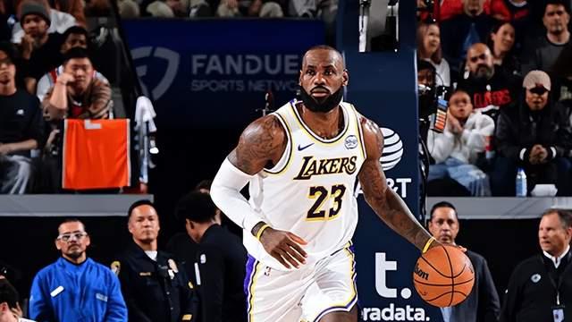 空砍36+4+3！我追不上老詹，哈登赛后无奈请求，泰伦卢也承认事实