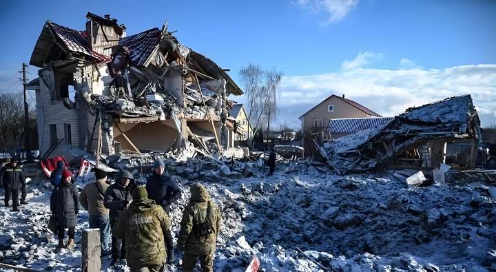 为什么有部分中国人支持乌克兰，盼着俄罗斯输？原因其实并不复杂