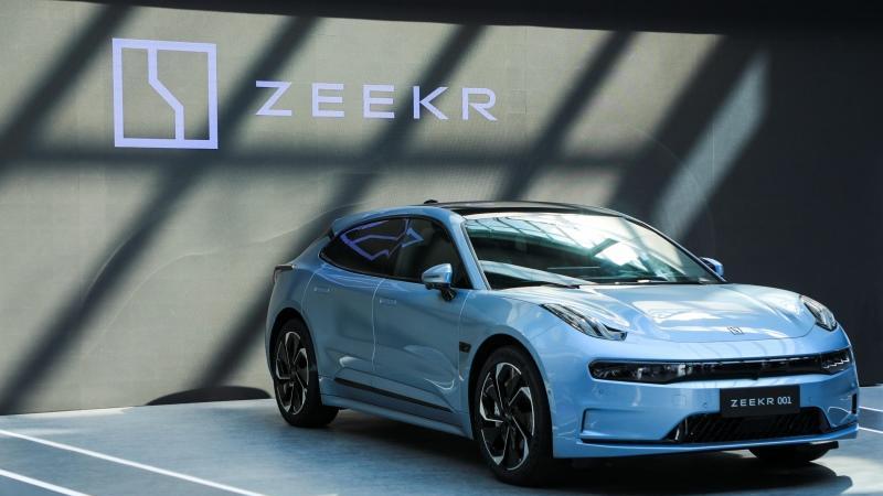 其他车企没有解决的智驾跨代，这次极氪又率老先为车主安排上了？