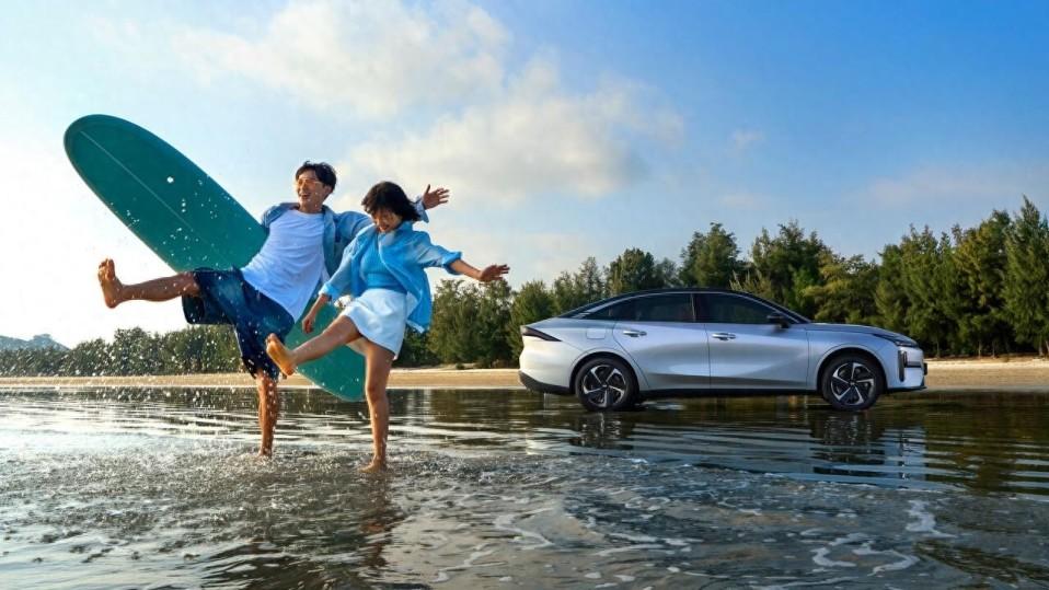 抓住购车黄金期，银河L6 EM-i限时7.78万起，还有多重好礼