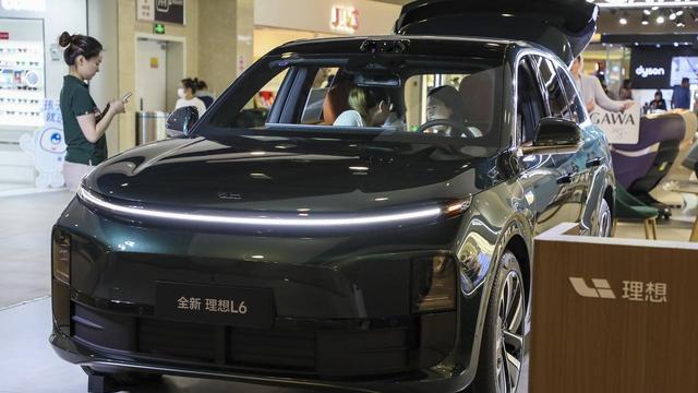 城中村大考：丰田bZ5、特斯拉Model Y、理想L6谁的辅助驾驶更稳