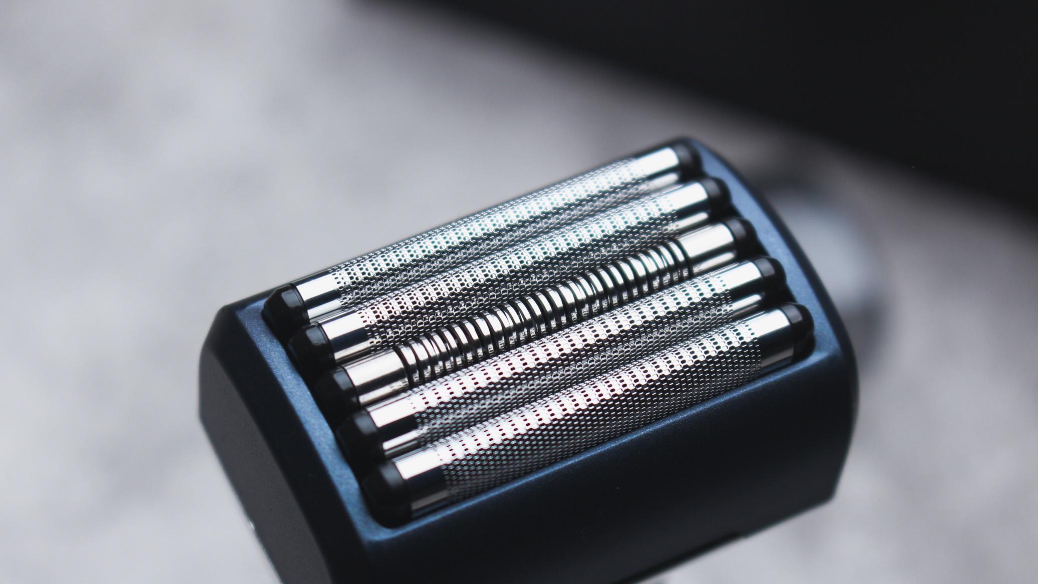 五刀头引领性能革新！未野MRX剃须刀测评：27000高转速让剃须成为享受