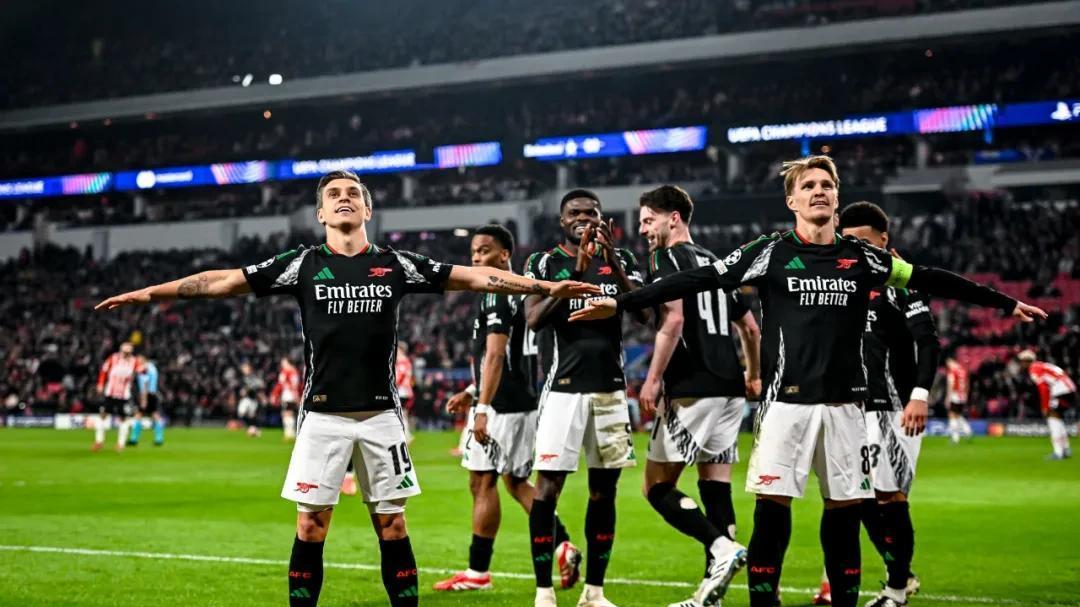 预定8强！阿森纳7-1狂胜荷甲豪门，刷新历史纪录