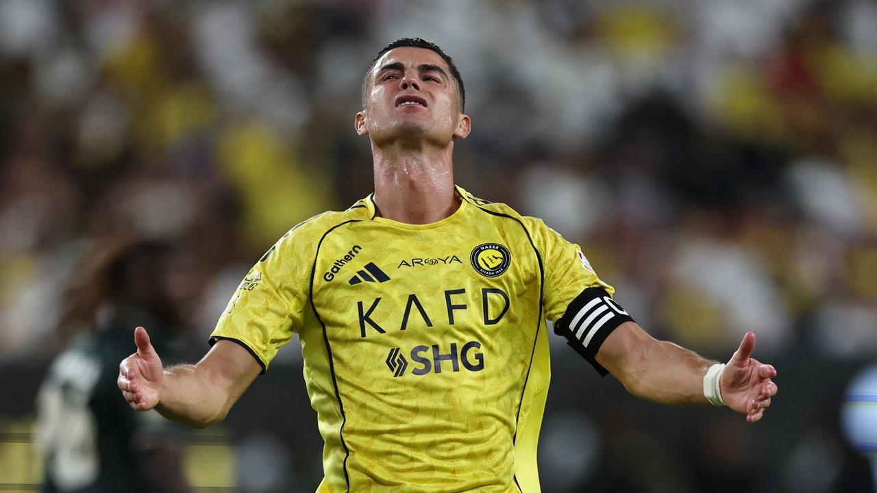 40岁C罗率队1-2，赛季未过半已丢2冠，留给C罗争冠的机会不多了