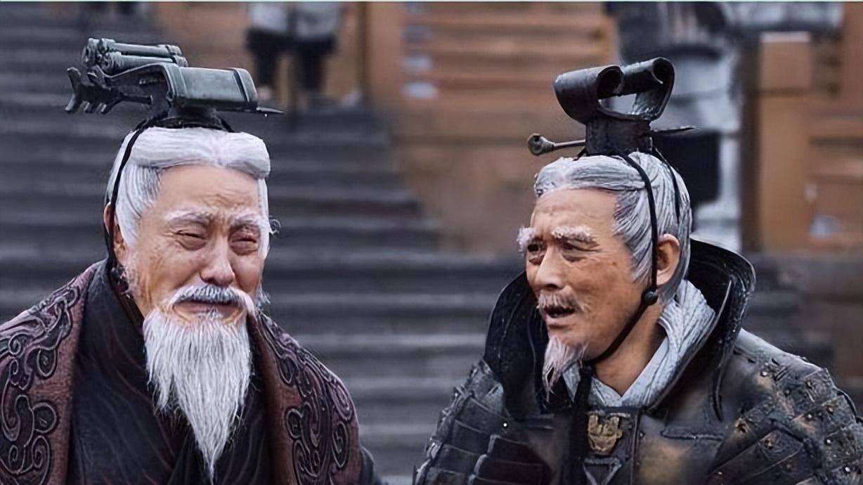 礼崩乐坏的 300 年：春秋战国为何成为中国历史的 “裂变时代”