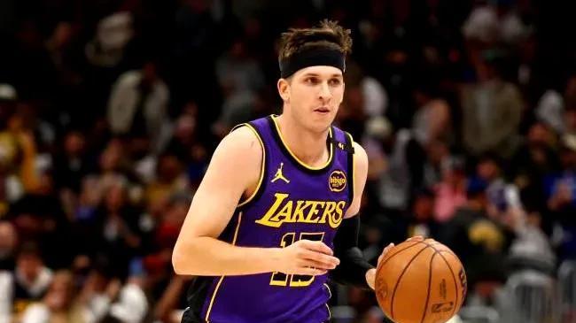 冲8连胜！湖人VS尼克斯伤病报告出炉，里弗斯大概率，唐斯复出！