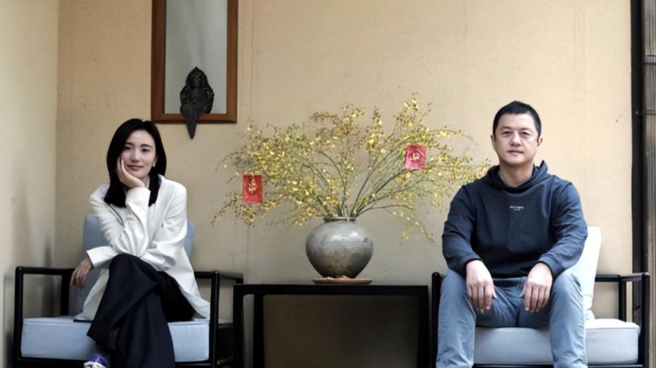 看李亚鹏的离婚才知道，债务不是婚姻的坟墓，一味地自以为是才是