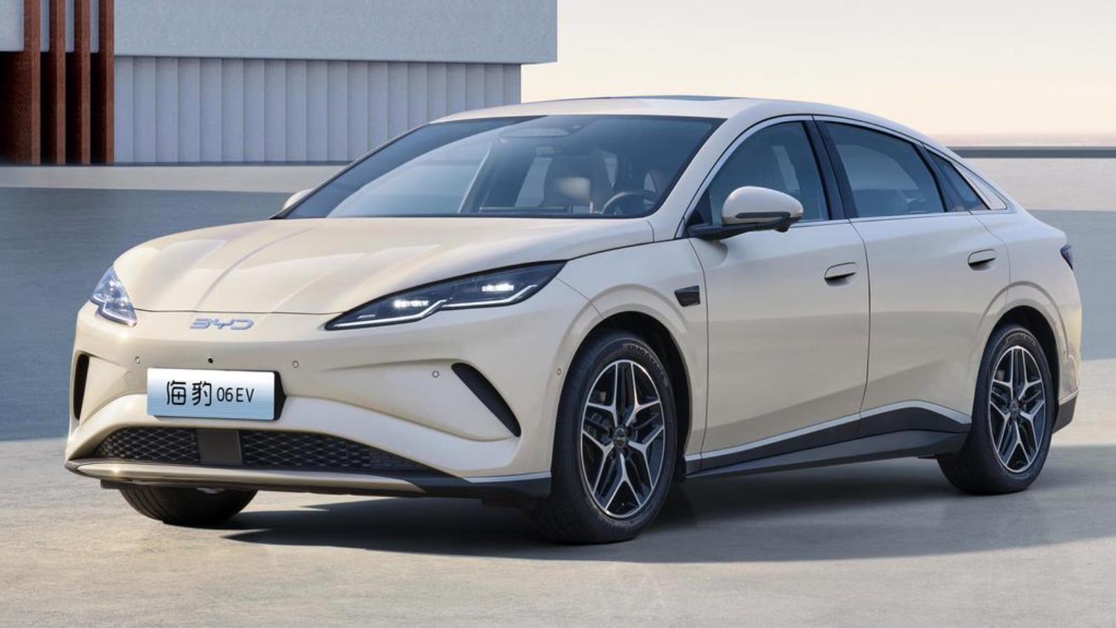 年末买纯电轿车，哪台才是更值得选的？