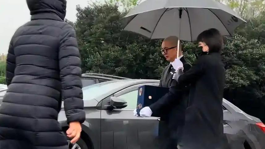 大S墓地首曝光！