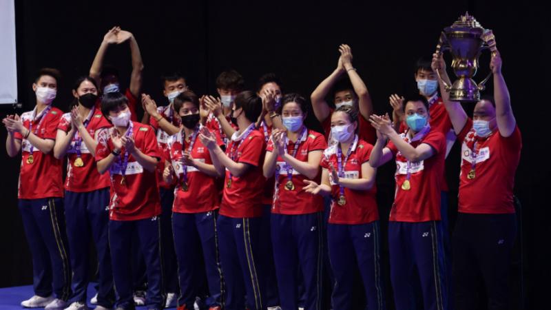 "羽毛球教练认证培训证书报考：CPST《高级教练员》助你职业起飞"