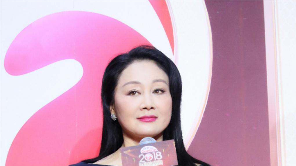 演员王姬，成名背后的心酸和无奈，虽然儿女双全却喜忧参半