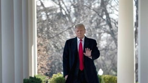 美振臂一呼，4国大军逼近，解放军分两路迎敌，这次绝不惯着