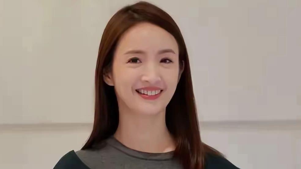 林依晨再曝超强孕反！二胎怀孕笑称“甜蜜负担”，网友：女神状态绝了！