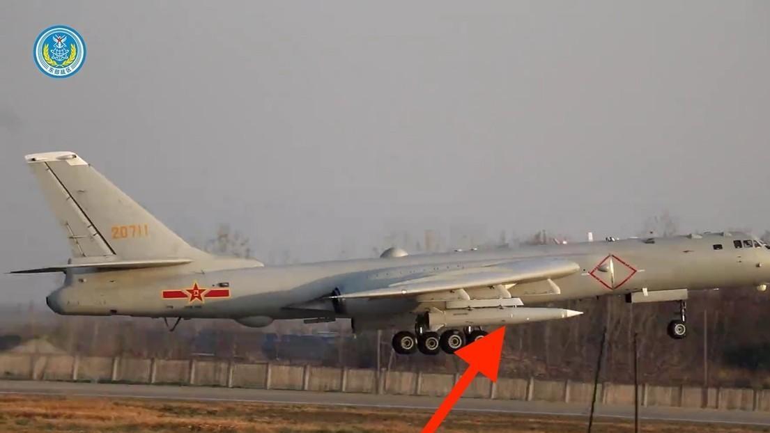 解放军台海“海峡雷霆-2025A”演习期间，美国三艘航母的动向分析