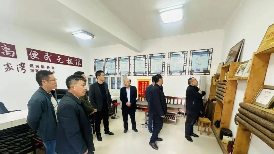 蘑菇大王丁伦保牵头组织桐城金神镇考察团赴陕西金米村学习取经