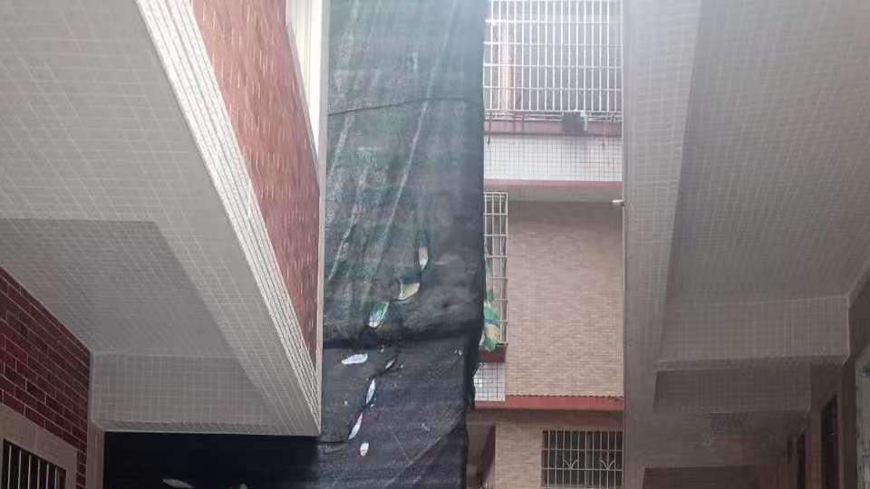 裂痕无声，安居何依