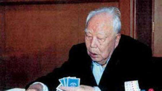 1979年听了万里汇报大包干的不同声音，邓小平：你就这么干下去