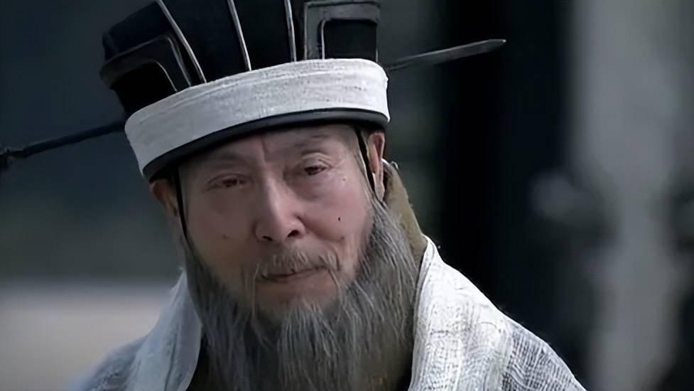 陶谦临终三大猛将赠刘备，关羽张飞赵云为何未能保住徐州？