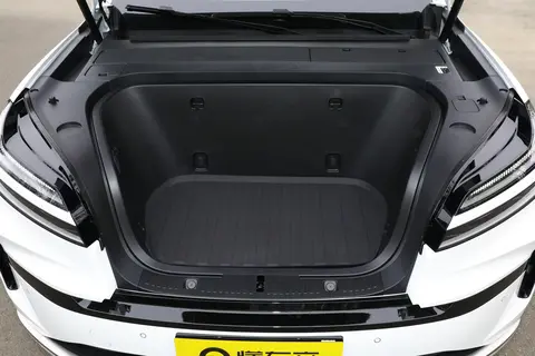 家庭六座SUV新选择：乐道L90深度测评，实用与性价比双在线