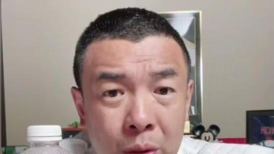 再降就没人踢了，前国脚暴怒：国足降到日韩的三分之一，不能降了