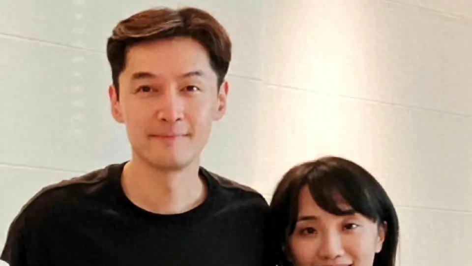 胡歌首谈小儿子，愧疚陪伴少，女儿茉莉成掌上明珠