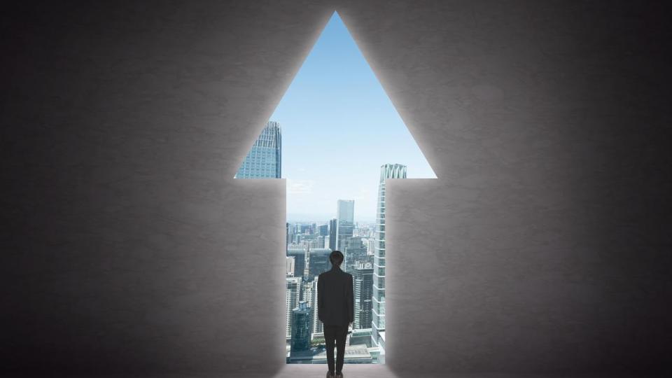 当领导和同事不尊重你时，不必翻脸，只需“乌鸦定律”就够了！