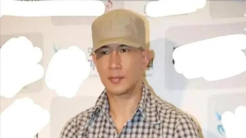 具俊晔住汪小菲豪宅引争议



这瓜保熟吗？具俊晔最近又双叒叕上热搜了！这次不是